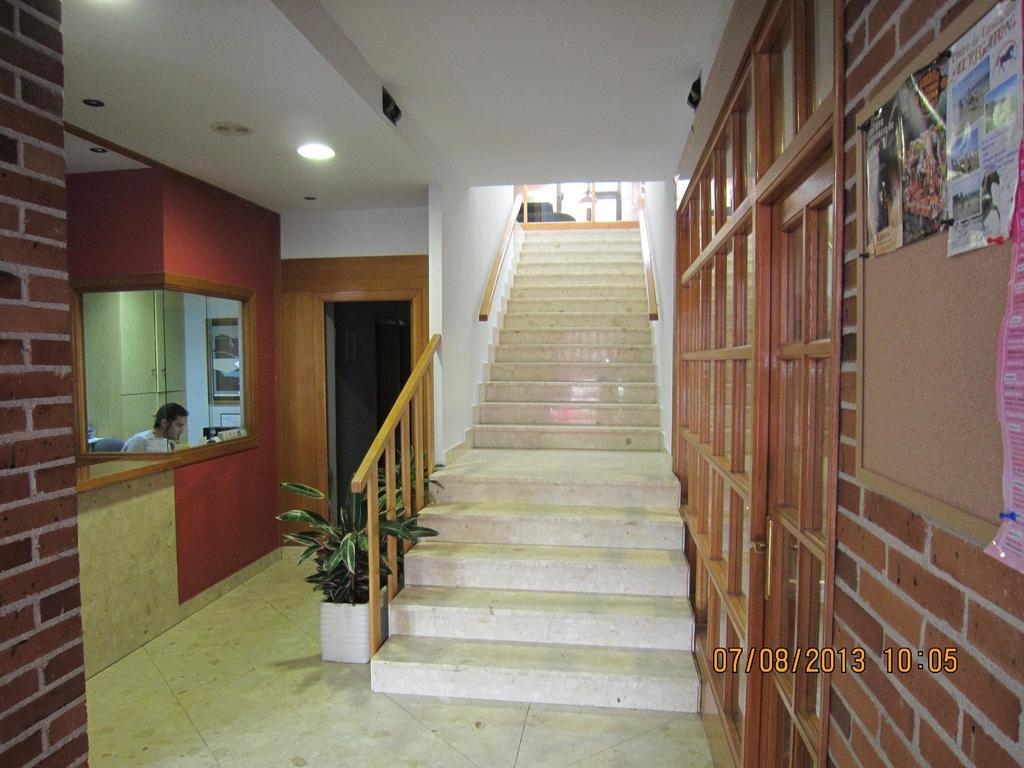 Apartamentos Laredo-Playa ภายนอก รูปภาพ